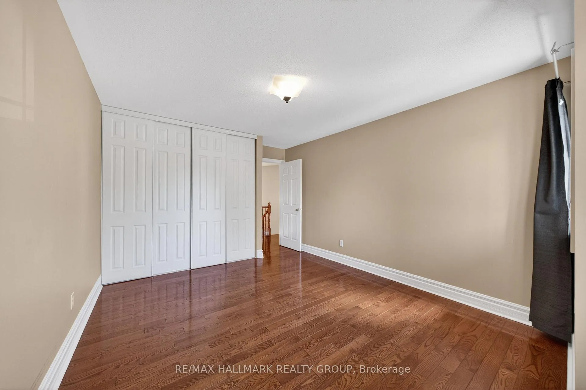 Photo 29 of 2030 Cherington Crescent, Ottawa, Avalon East — HOMEH