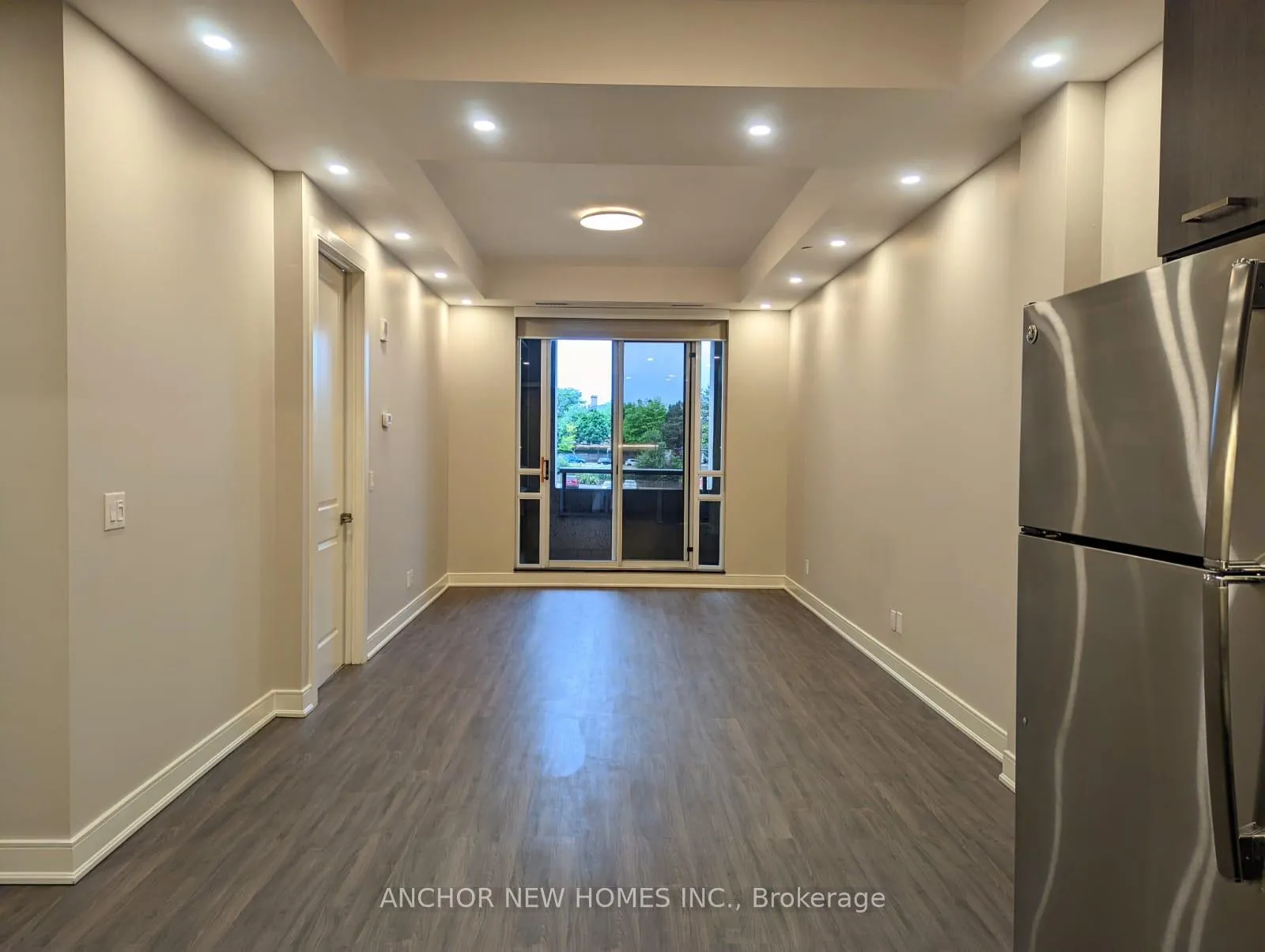 Photo 4 of Unit 304, 150 Main Street W, Hamilton, Central — HOMEH