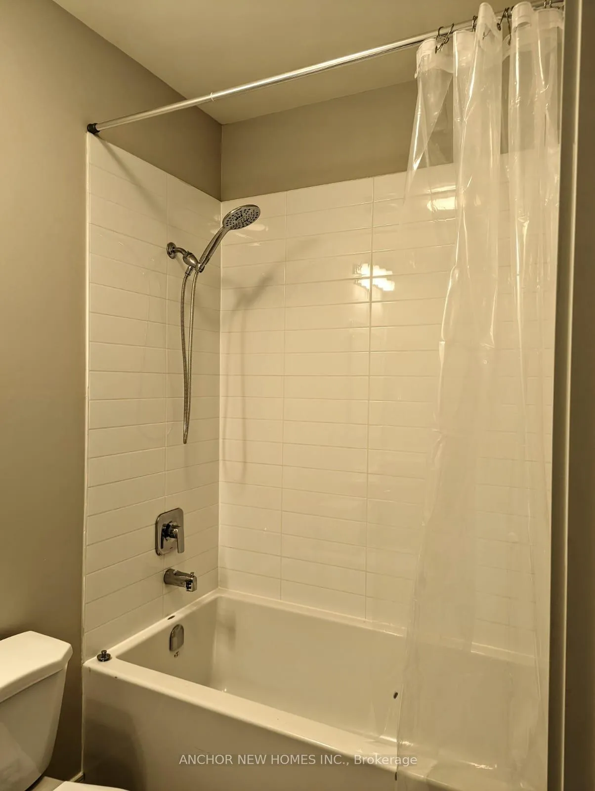 Photo 10 of Unit 304, 150 Main Street W, Hamilton, Central — HOMEH