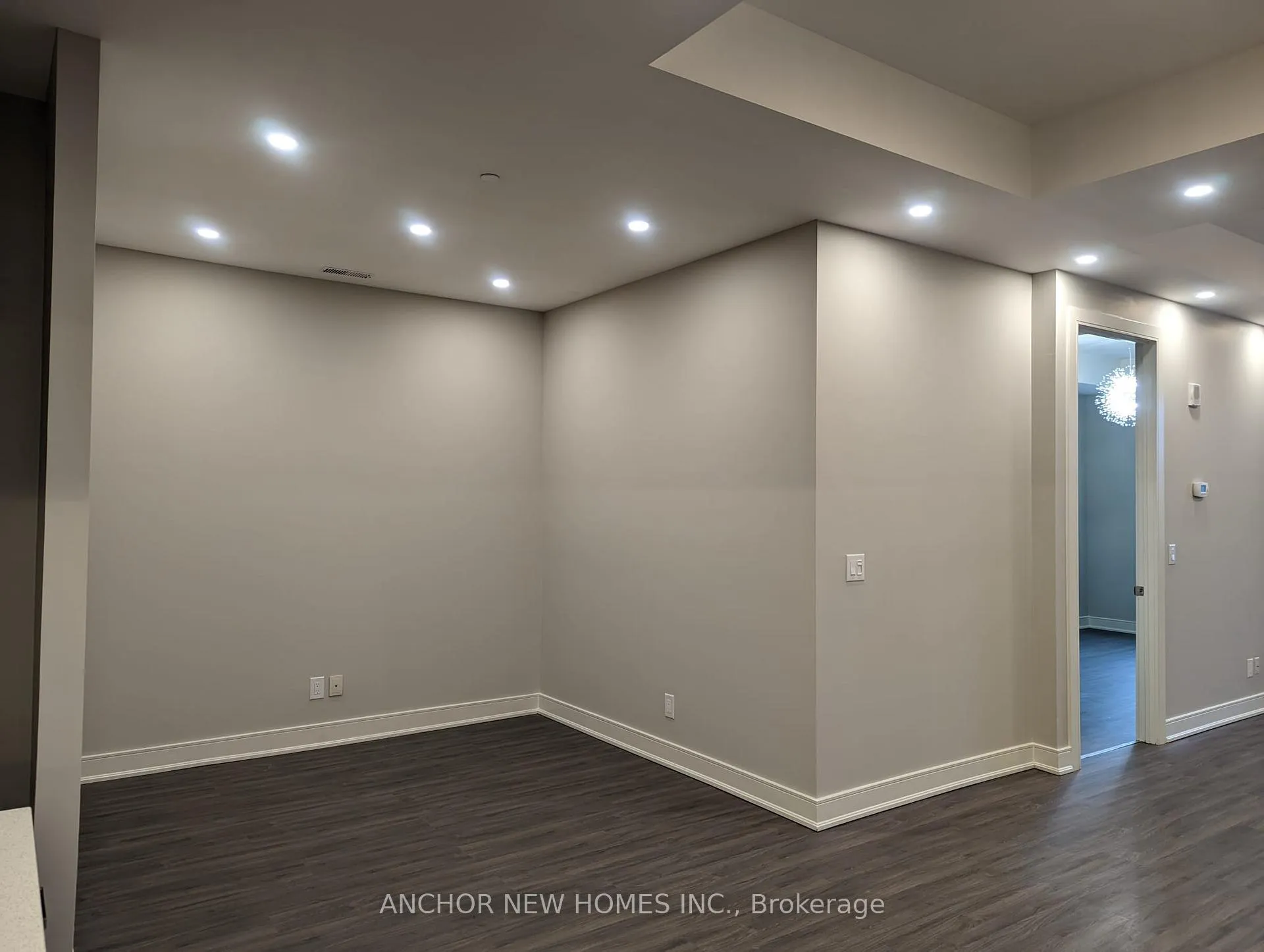 Photo 13 of Unit 304, 150 Main Street W, Hamilton, Central — HOMEH
