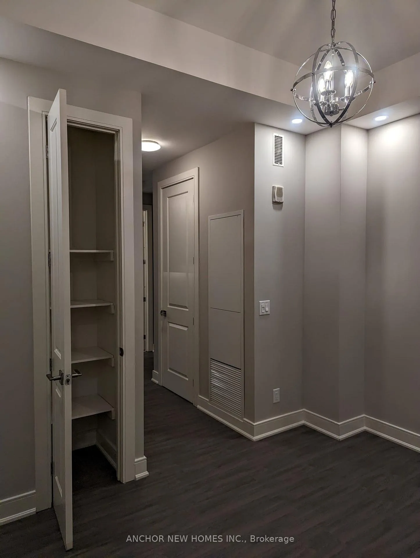 Photo 17 of Unit 304, 150 Main Street W, Hamilton, Central — HOMEH