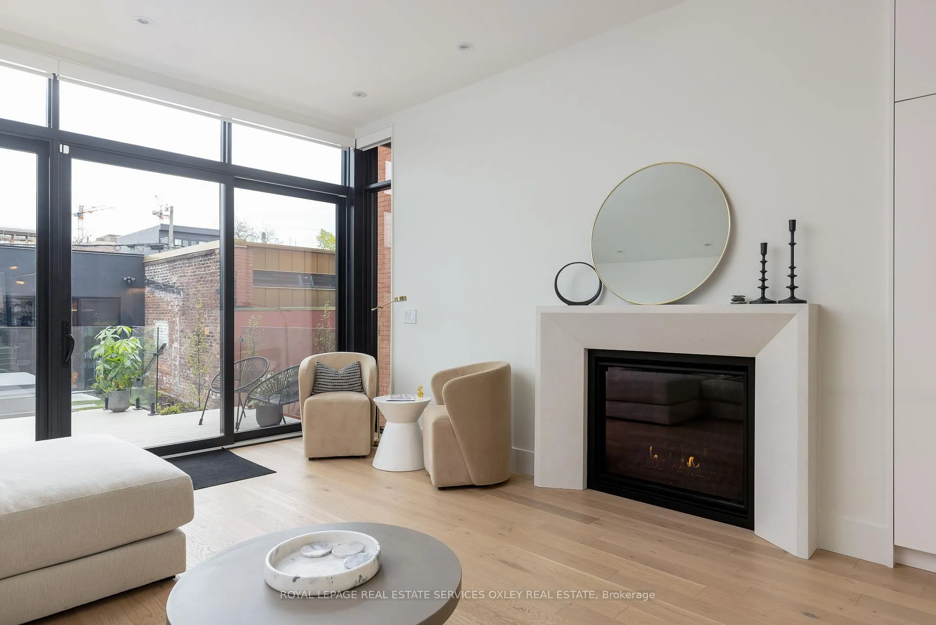 Photo 9 of 305 Manning Avenue, Toronto, Trinity-Bellwoods — HOMEH