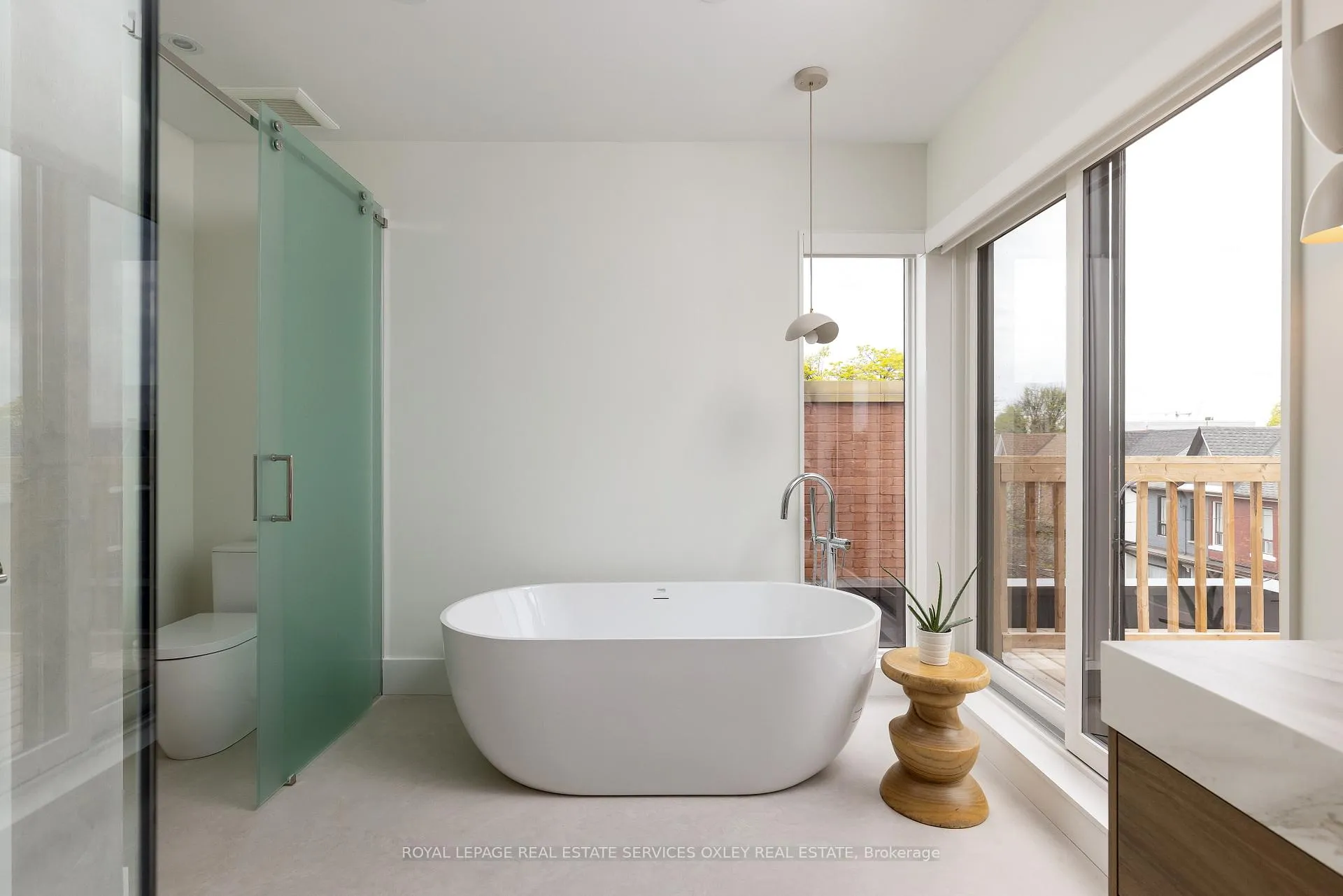 Photo 31 of 305 Manning Avenue, Toronto, Trinity-Bellwoods — HOMEH