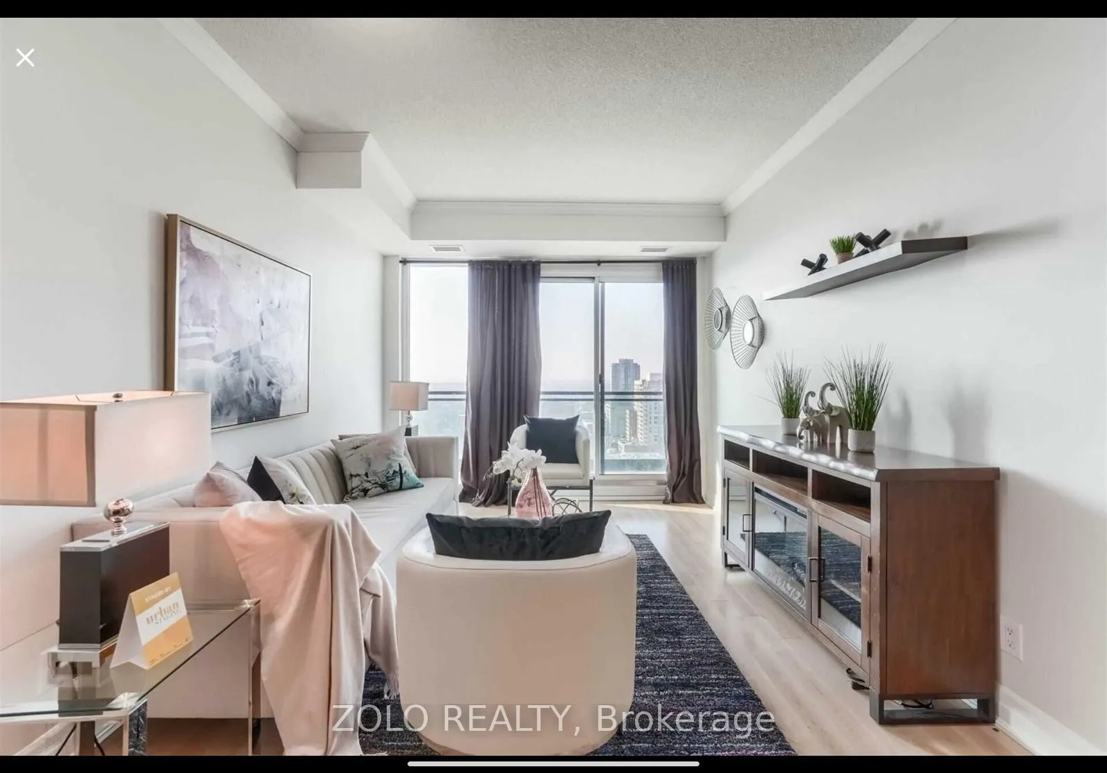 Photo 2 of Unit 1905, 100 John Street, Brampton, Downtown Brampton — HOMEH