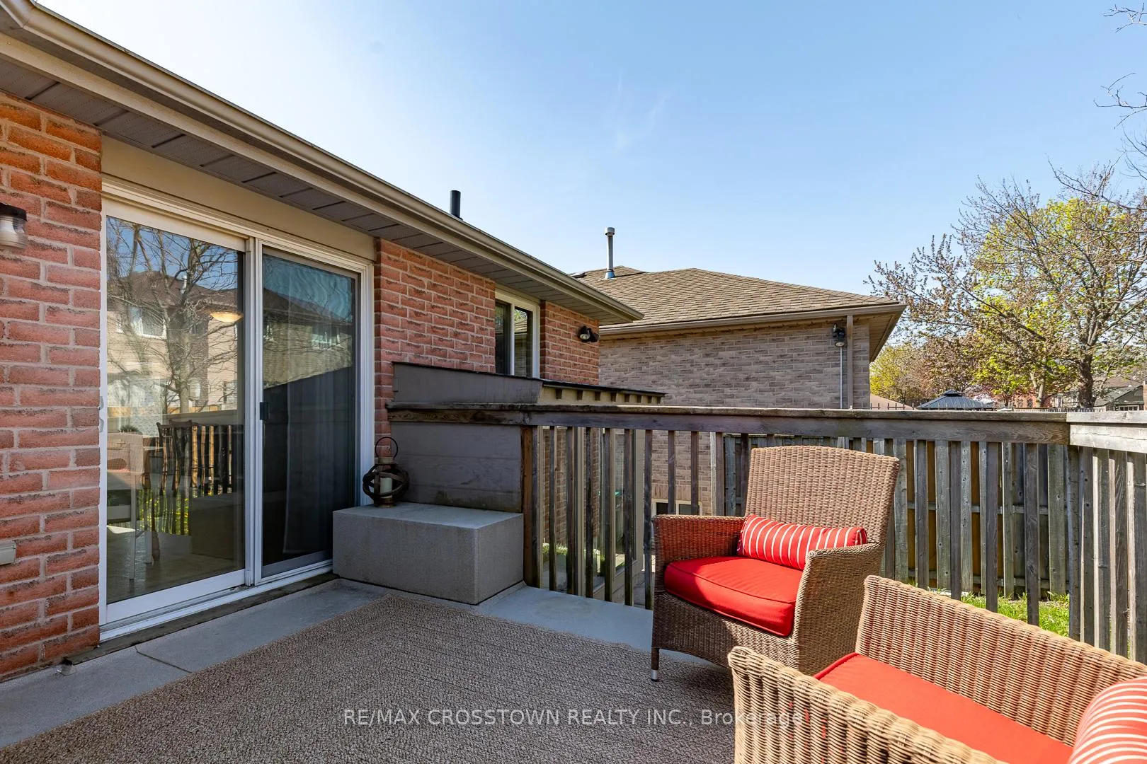 Photo 32 of 156 Pringle Drive, Barrie, Edgehill Drive — HOMEH