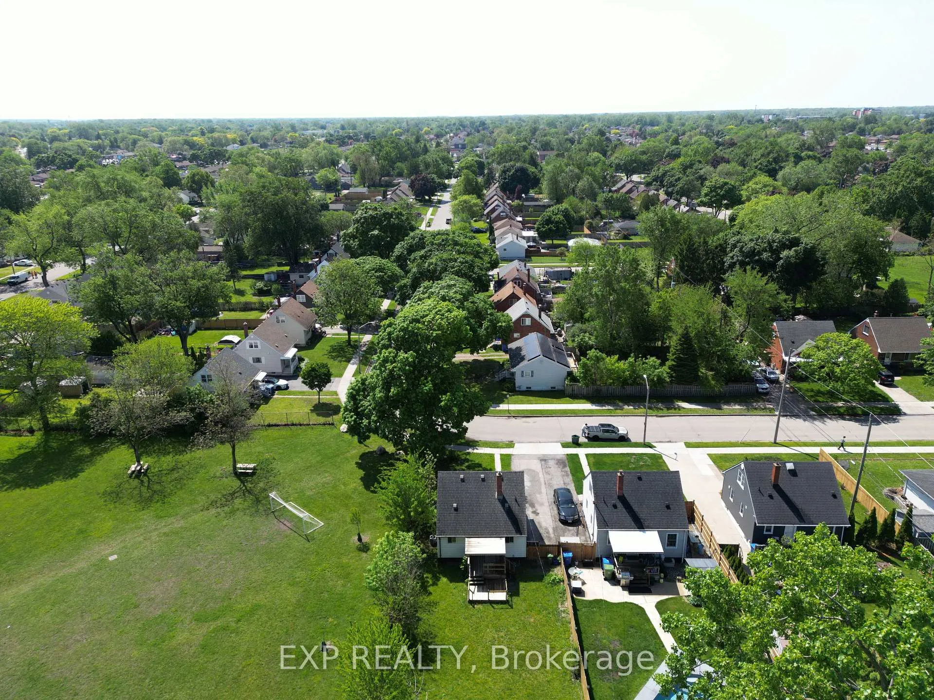 Photo 44 of 2114 Girardot Street, Windsor — HOMEH