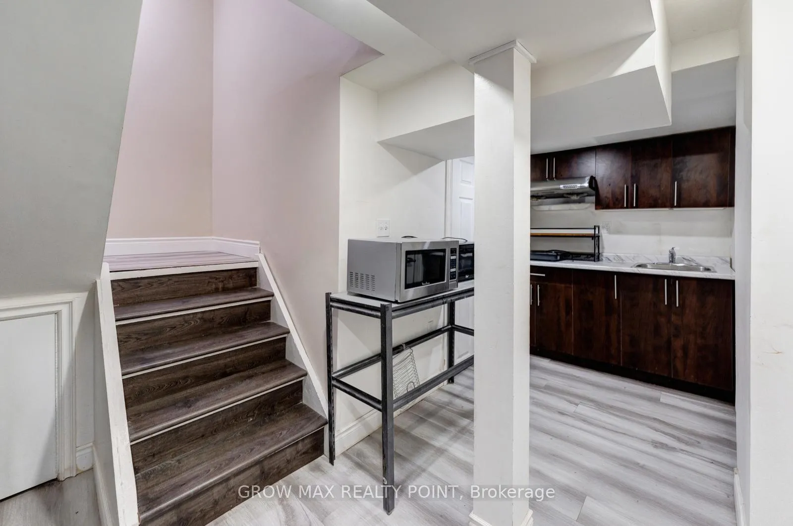 Photo 30 of 36 Bramhall Circle, Brampton, Madoc — HOMEH