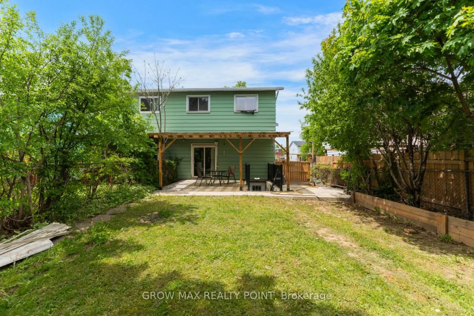Photo 40 of 36 Bramhall Circle, Brampton, Madoc — HOMEH