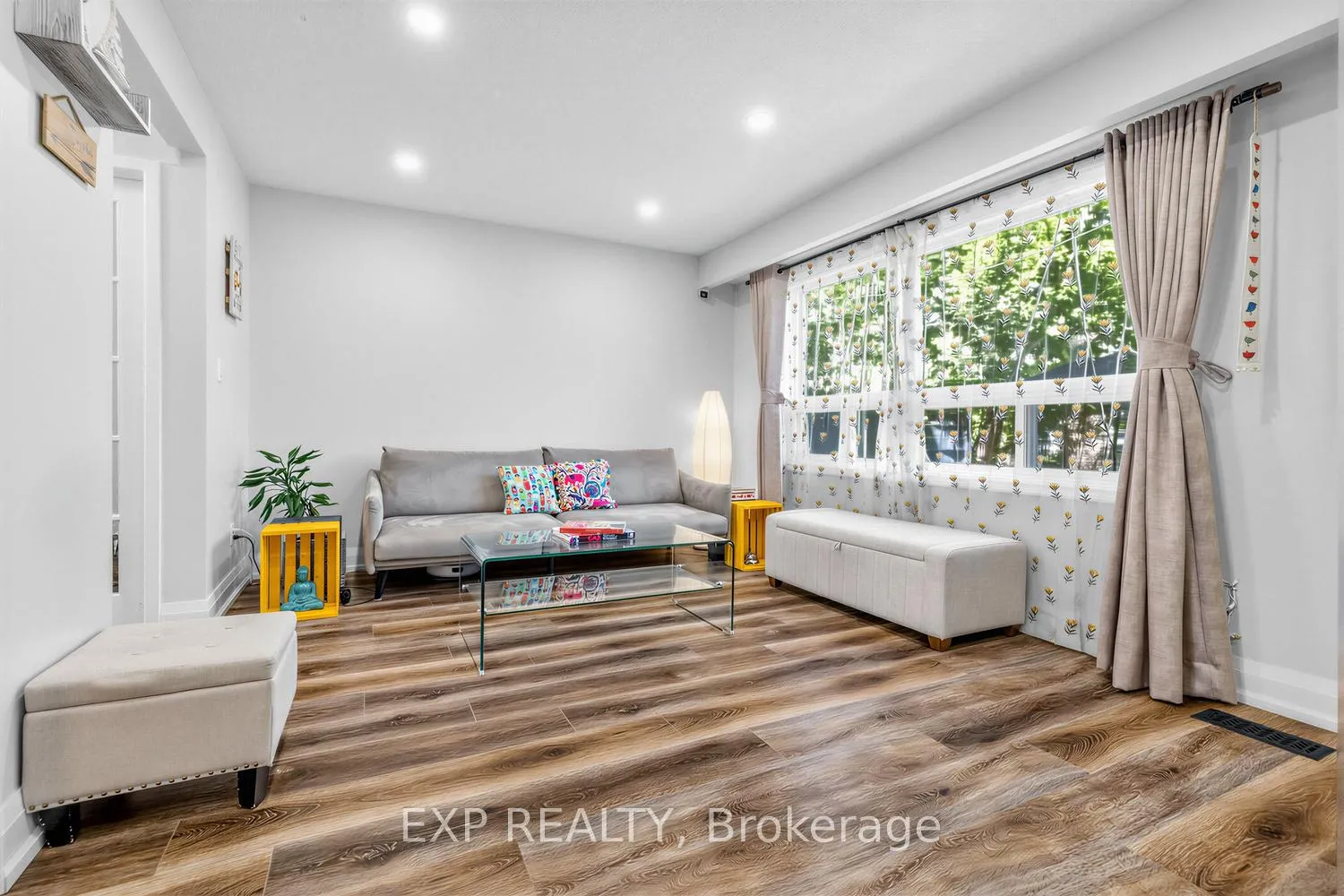 Photo 13 of Unit 36, 36 The Carriage Way, Markham, Royal Orchard — HOMEH