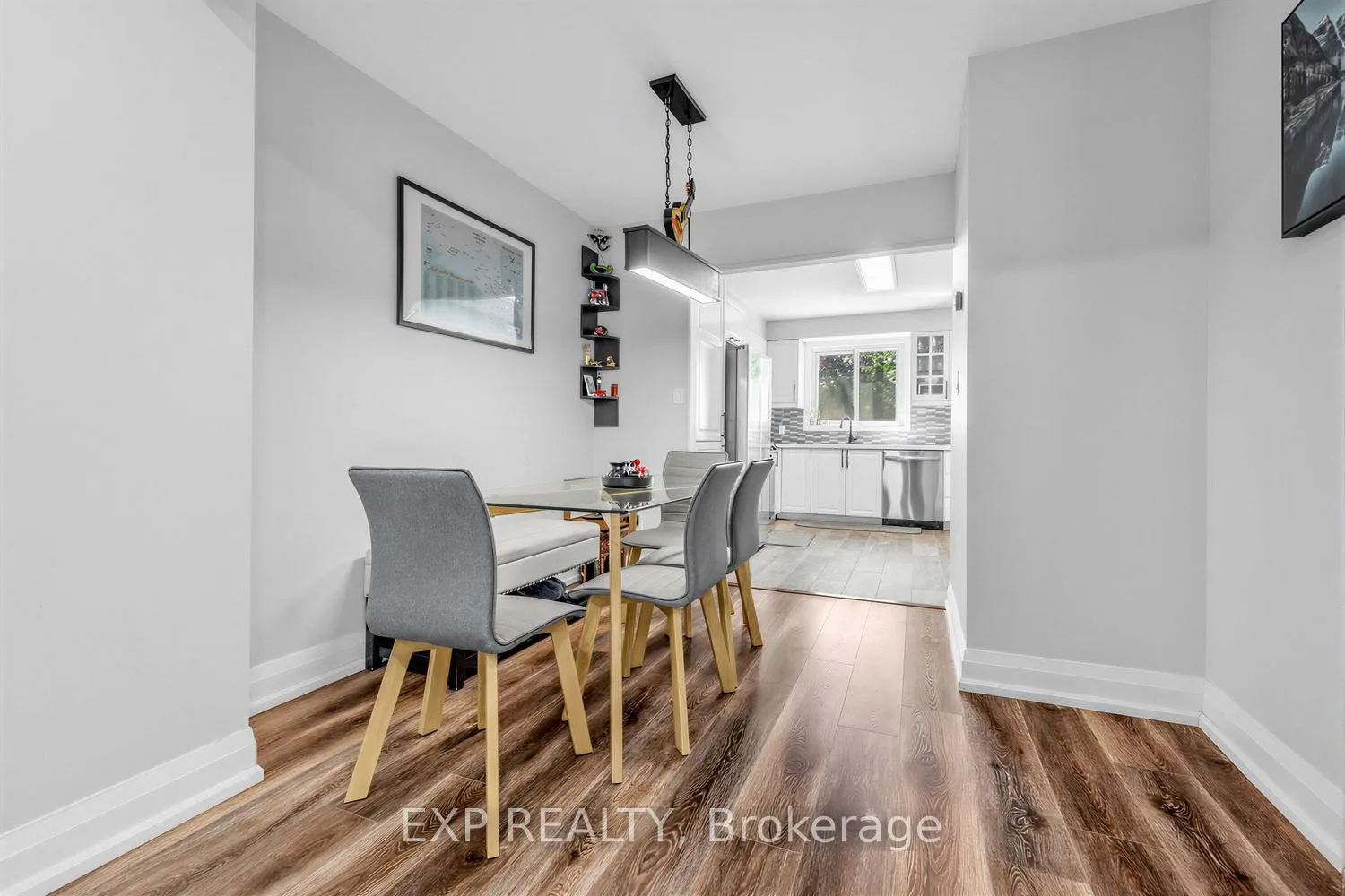 Photo 17 of Unit 36, 36 The Carriage Way, Markham, Royal Orchard — HOMEH