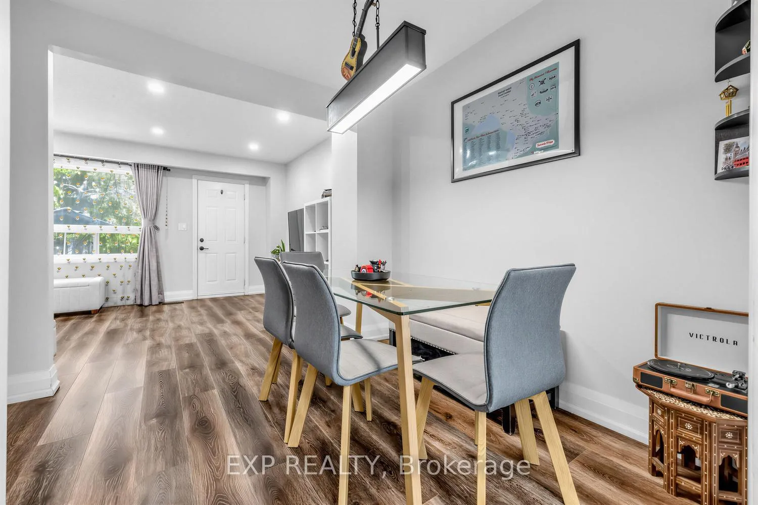 Photo 18 of Unit 36, 36 The Carriage Way, Markham, Royal Orchard — HOMEH