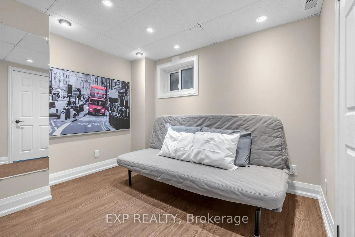 Photo 26 of Unit 36, 36 The Carriage Way, Markham, Royal Orchard — HOMEH