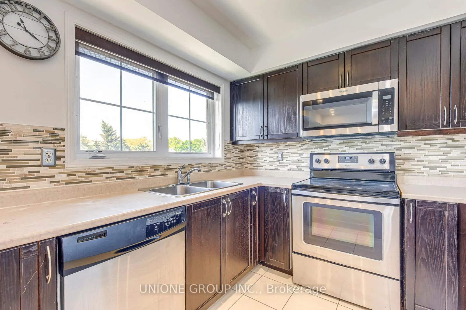 Photo 15 of Unit 2, 2551 Sixth Line, Oakville, River Oaks — HOMEH