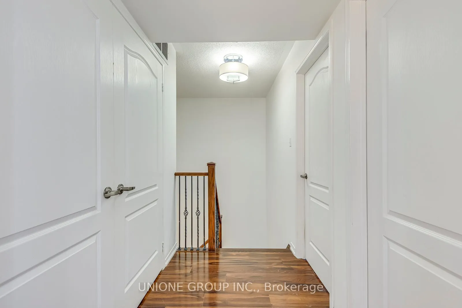 Photo 19 of Unit 2, 2551 Sixth Line, Oakville, River Oaks — HOMEH