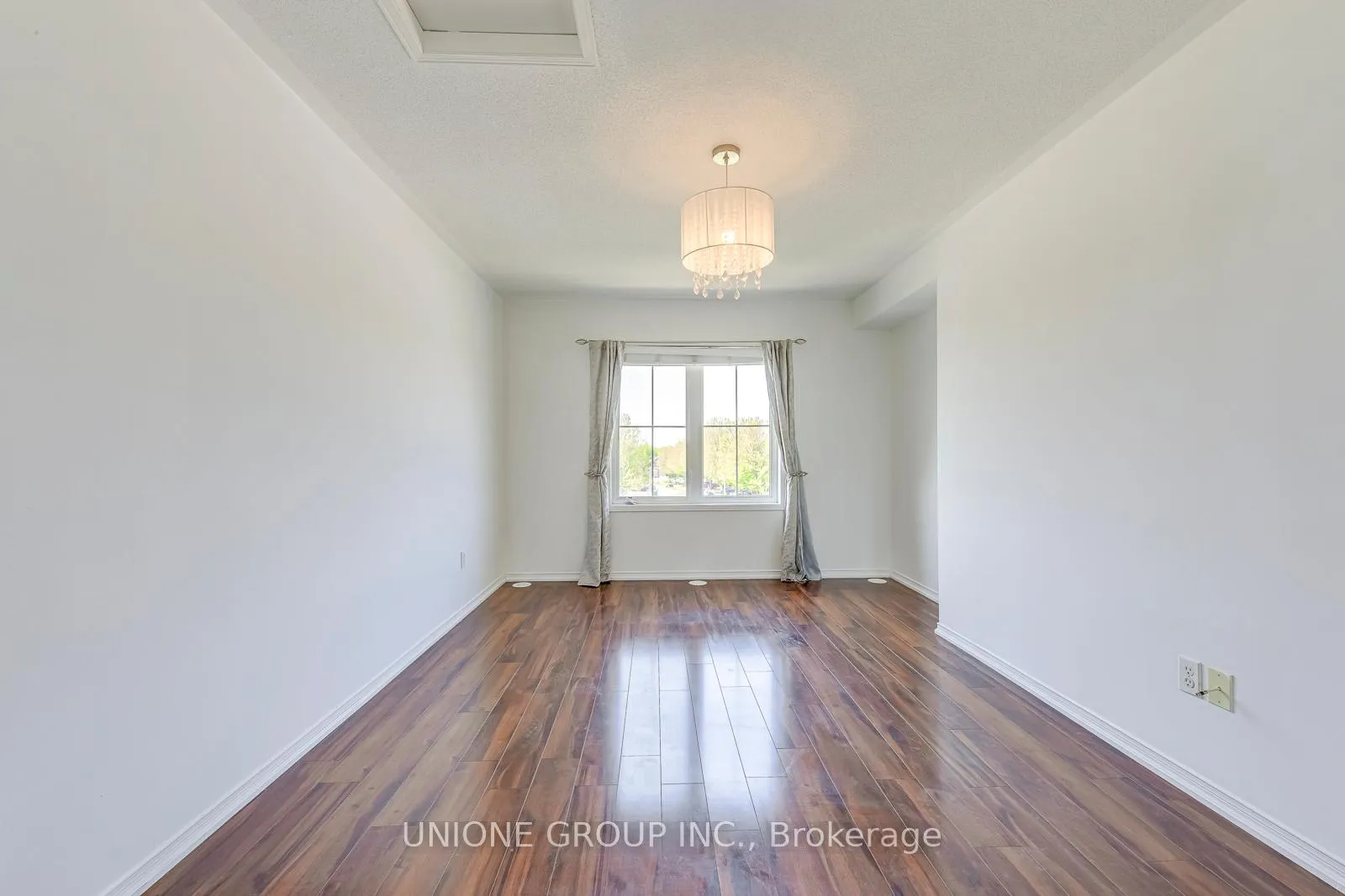 Photo 20 of Unit 2, 2551 Sixth Line, Oakville, River Oaks — HOMEH