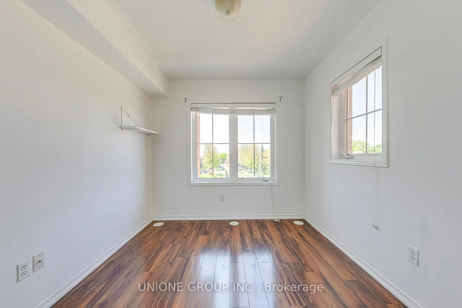Photo 22 of Unit 2, 2551 Sixth Line, Oakville, River Oaks — HOMEH
