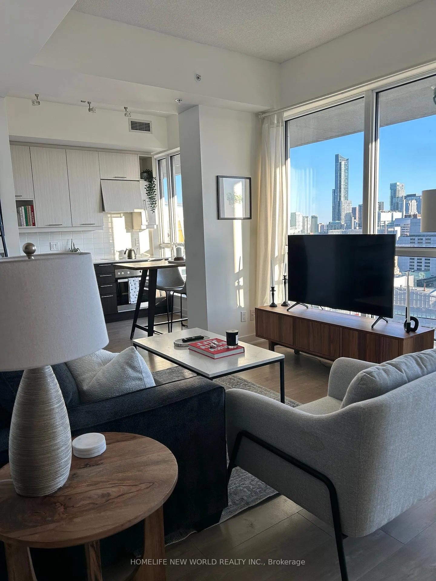 Photo 4 of Unit 3408, 30 Nelson Street, Toronto, Waterfront Communities — HOMEH