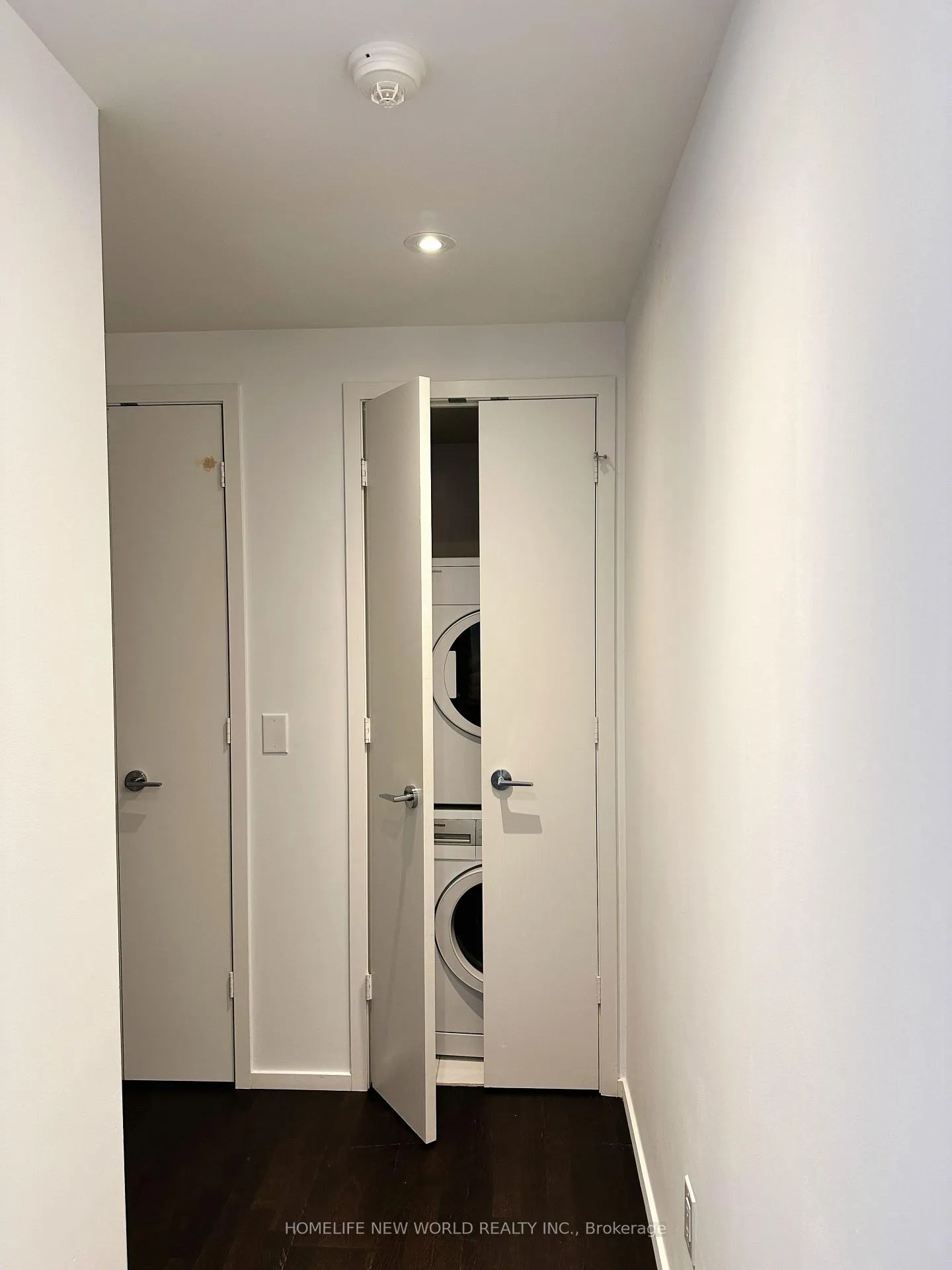 Photo 3 of Unit 1306, 101 Charles Street E, Toronto, Church-Yonge Corridor — HOMEH