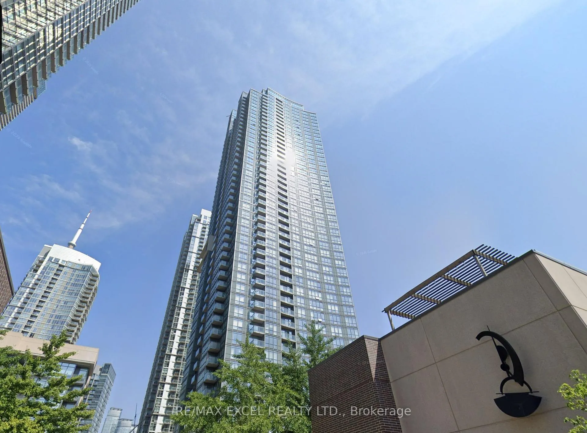 Front of Unit 2316, 11 Brunel Court