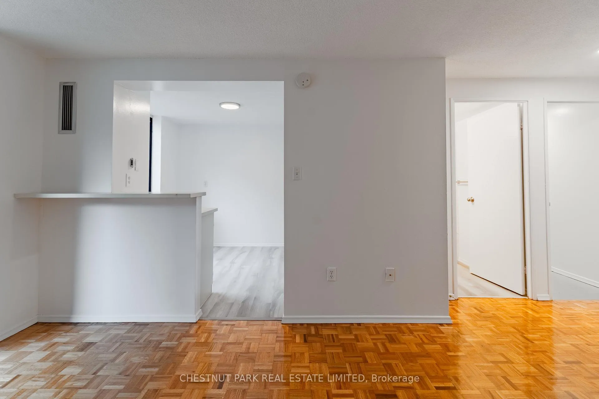 Photo 11 of Unit 1207, 20 Saint Patrick Street, Toronto, Kensington-Chinatown — HOMEH