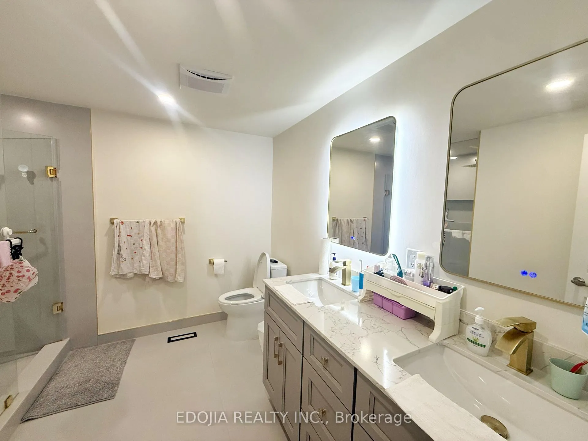 Photo 8 of 104 Goodwood Drive, Markham, Middlefield — HOMEH