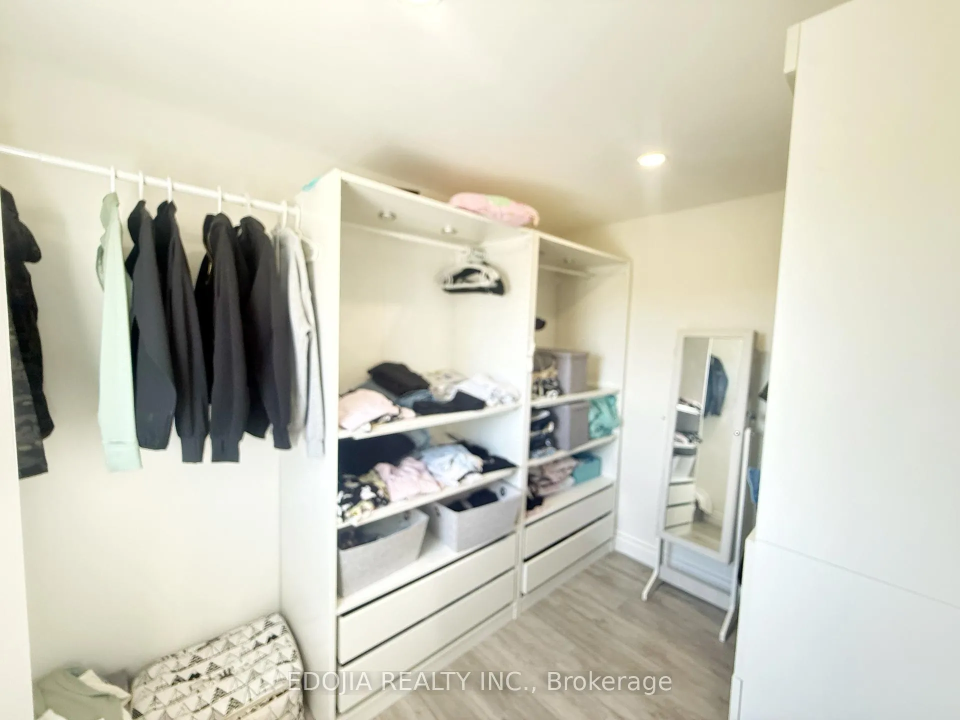 Photo 22 of 104 Goodwood Drive, Markham, Middlefield — HOMEH