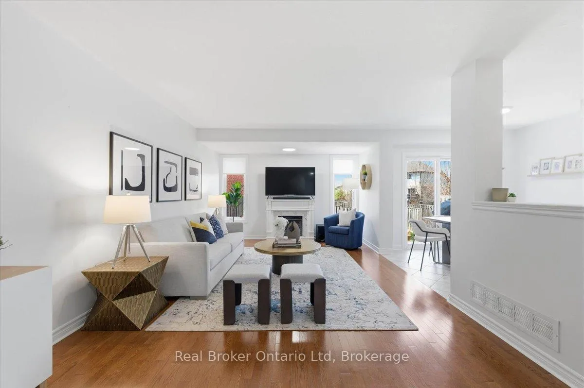 Photo 15 of 32 Laughland Lane, Guelph, Pineridge/Westminster Woods — HOMEH