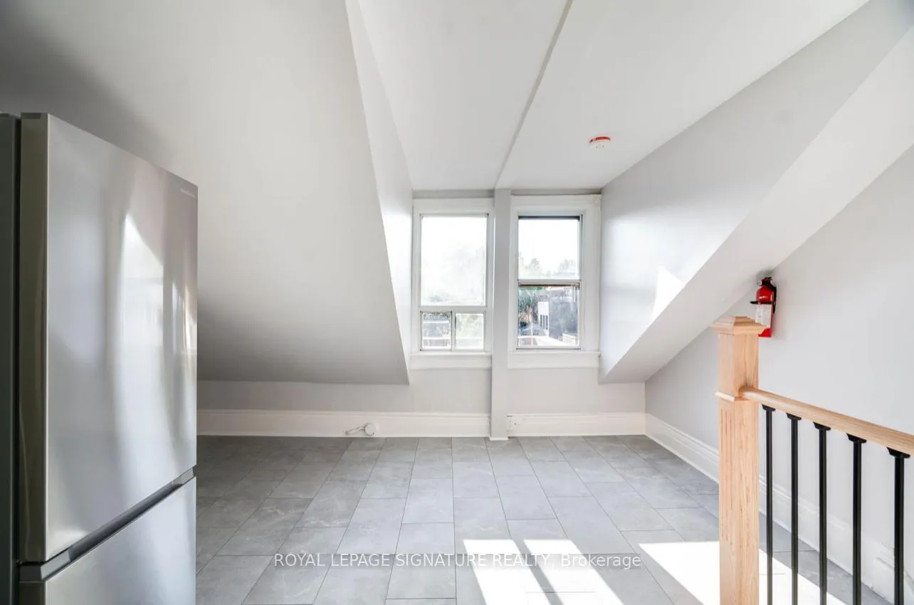 Photo 18 of Unit 2nd/3rd, 288 Ossington Avenue, Toronto, Trinity-Bellwoods — HOMEH