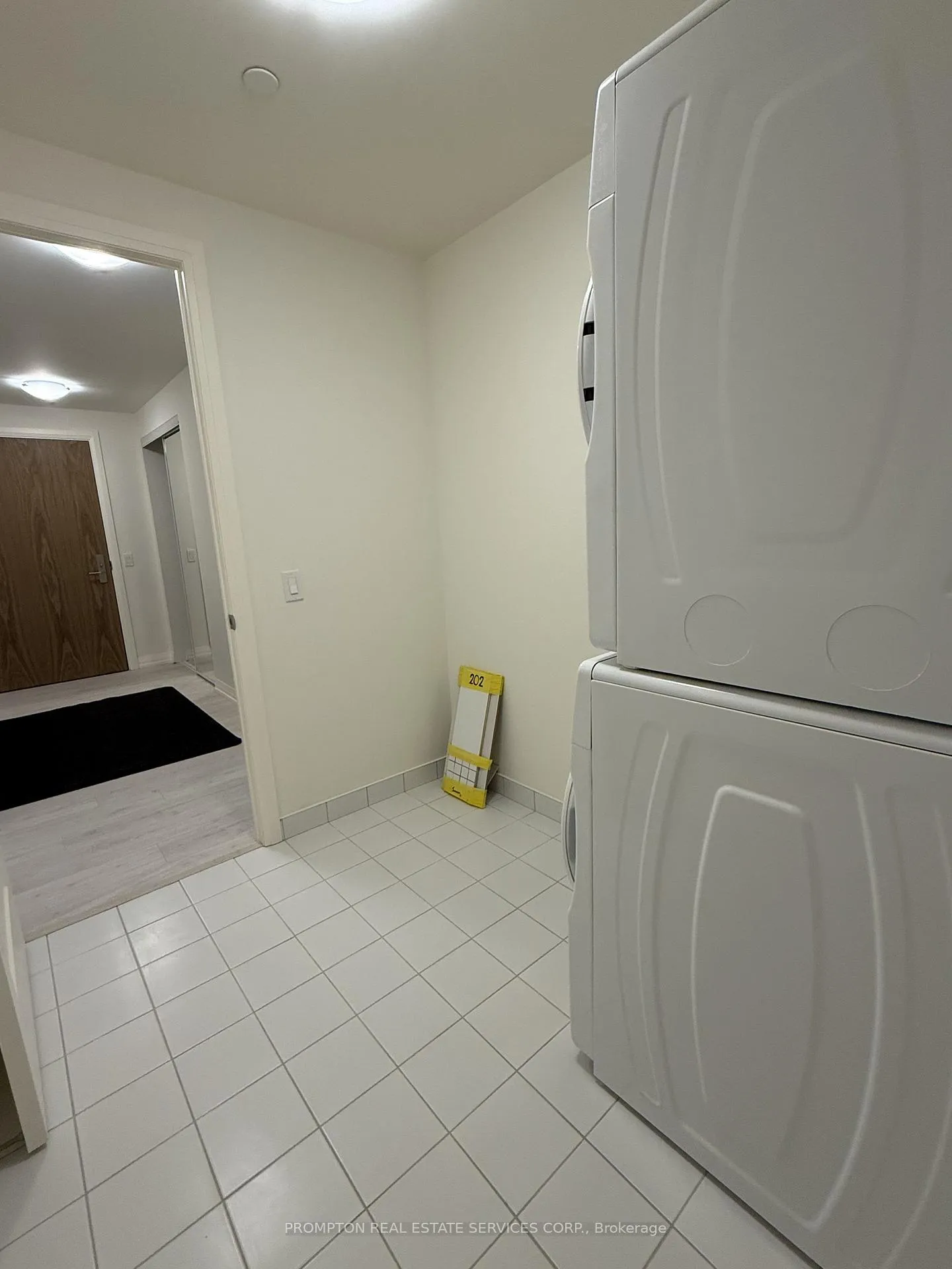 Photo 19 of Unit 202, 27 Korda Gate, Vaughan, Vellore Village — HOMEH