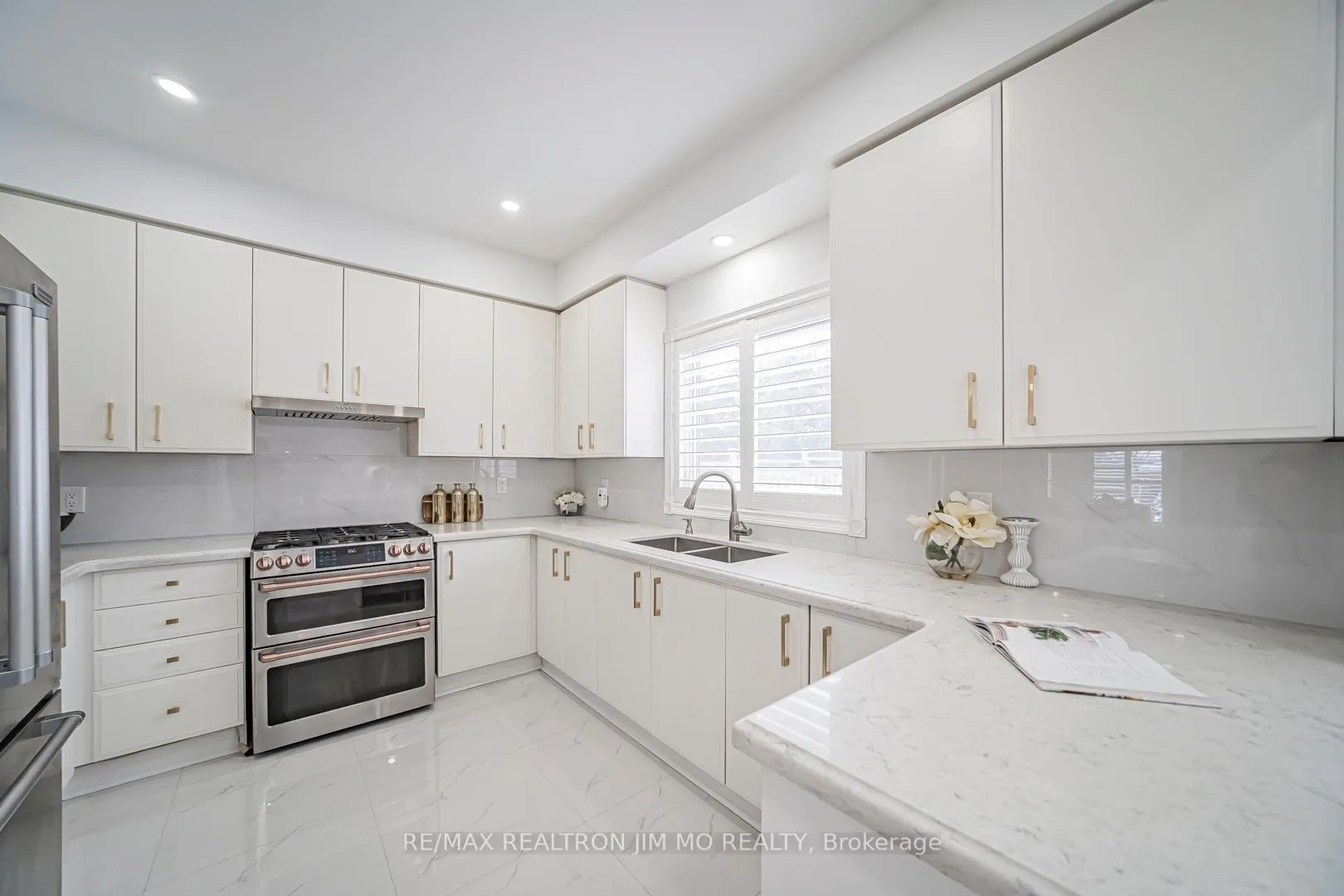 Photo 12 of 30 Eyer Drive, Markham, Cachet — HOMEH