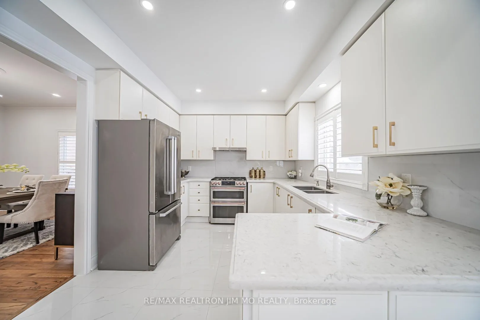 Photo 13 of 30 Eyer Drive, Markham, Cachet — HOMEH