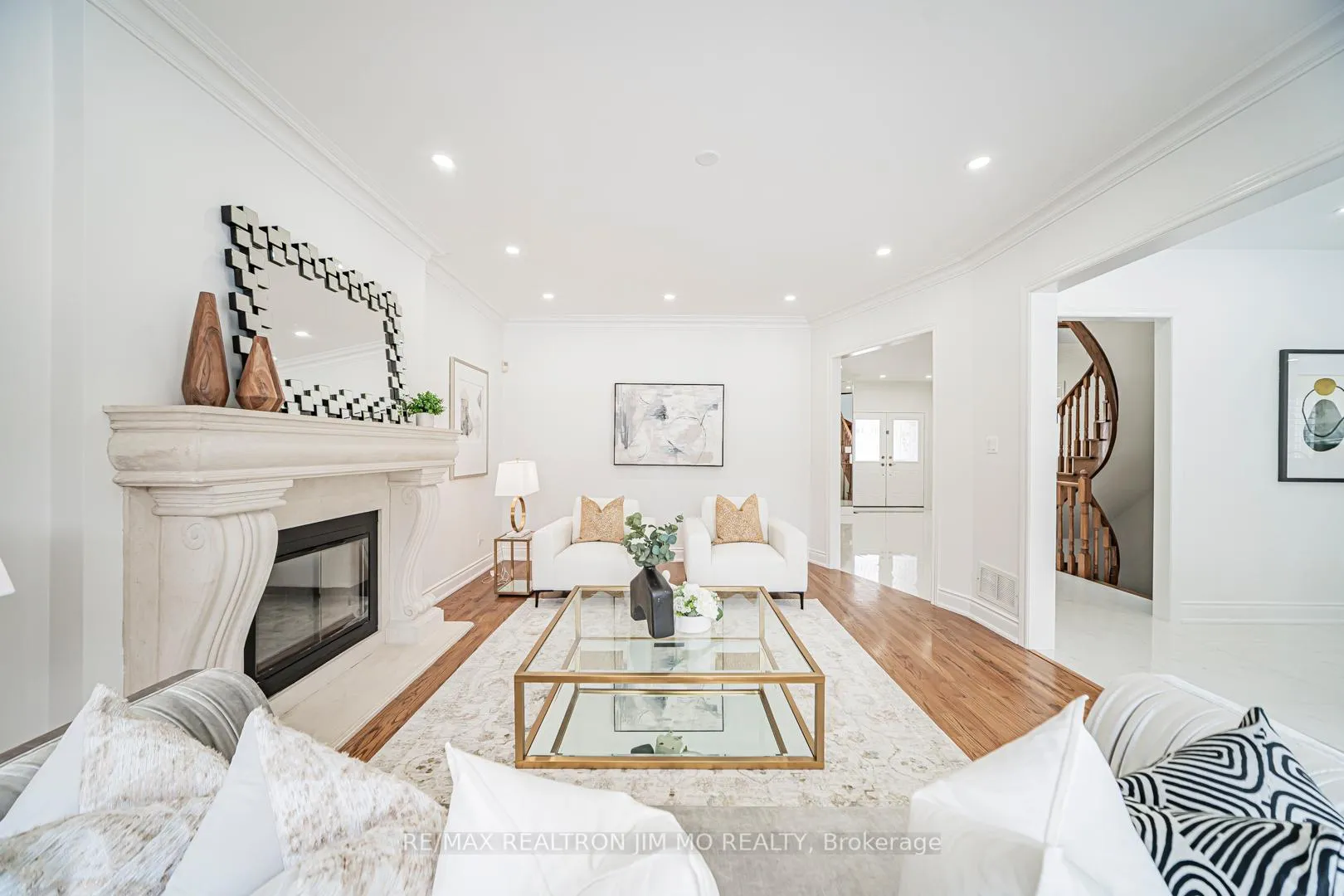 Photo 17 of 30 Eyer Drive, Markham, Cachet — HOMEH