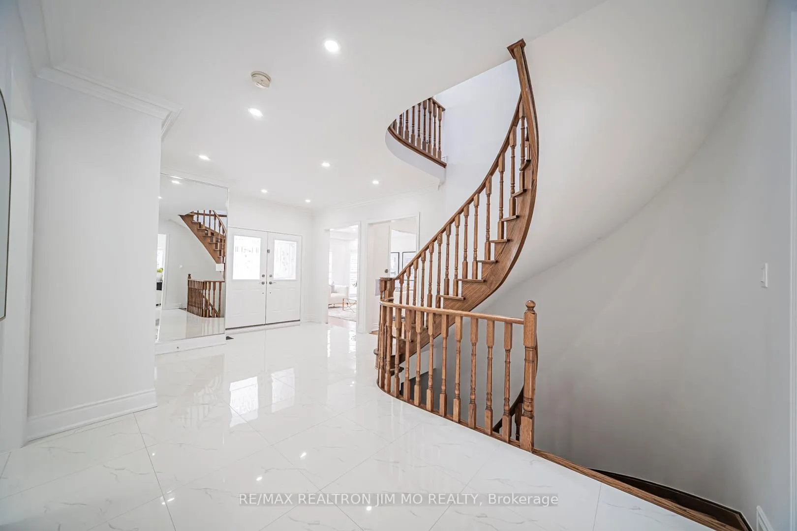 Photo 20 of 30 Eyer Drive, Markham, Cachet — HOMEH