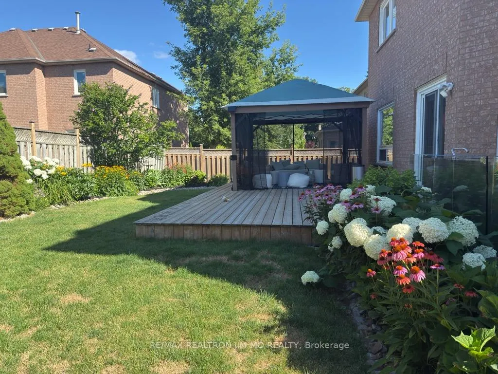 Photo 44 of 30 Eyer Drive, Markham, Cachet — HOMEH
