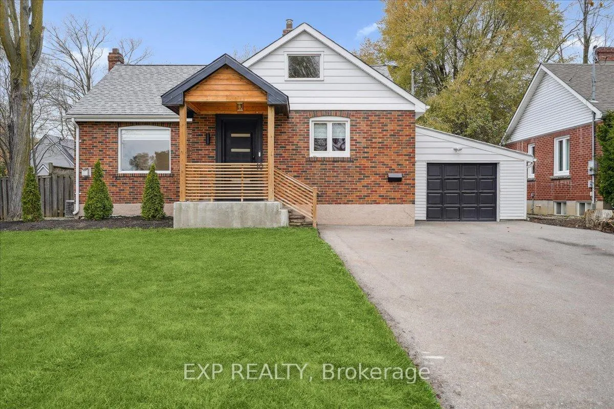 Photo 2 of 10 Harold Street, Brampton, Downtown Brampton — HOMEH