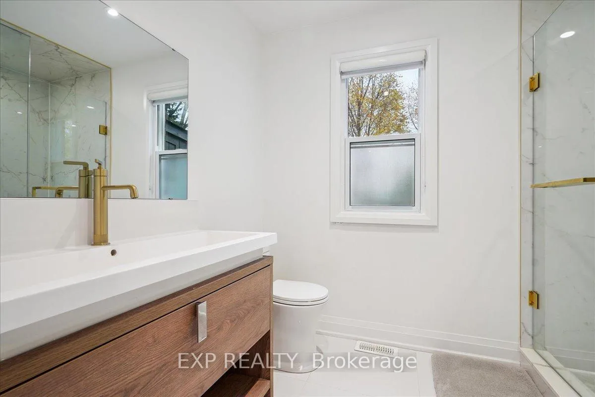 Photo 18 of 10 Harold Street, Brampton, Downtown Brampton — HOMEH