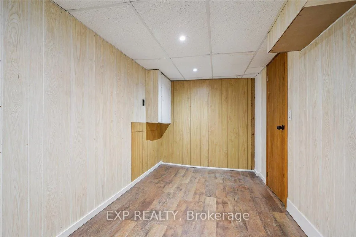 Photo 31 of 10 Harold Street, Brampton, Downtown Brampton — HOMEH