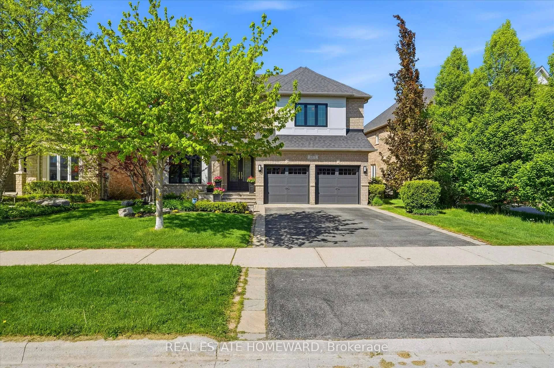 Photo 2 of 2471 Castlebrook Road, Oakville, Westmount — HOMEH