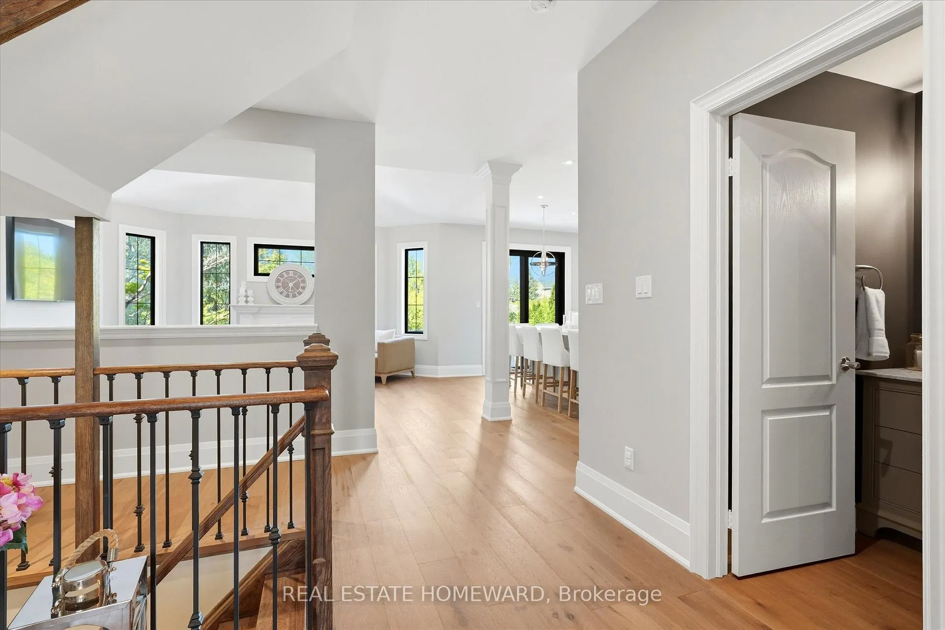 Photo 11 of 2471 Castlebrook Road, Oakville, Westmount — HOMEH