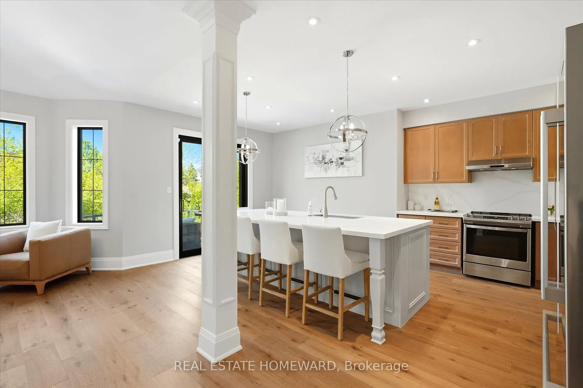Photo 12 of 2471 Castlebrook Road, Oakville, Westmount — HOMEH