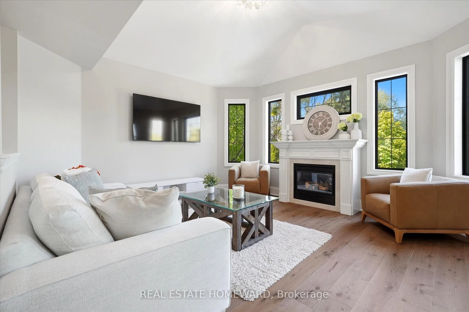 Photo 18 of 2471 Castlebrook Road, Oakville, Westmount — HOMEH