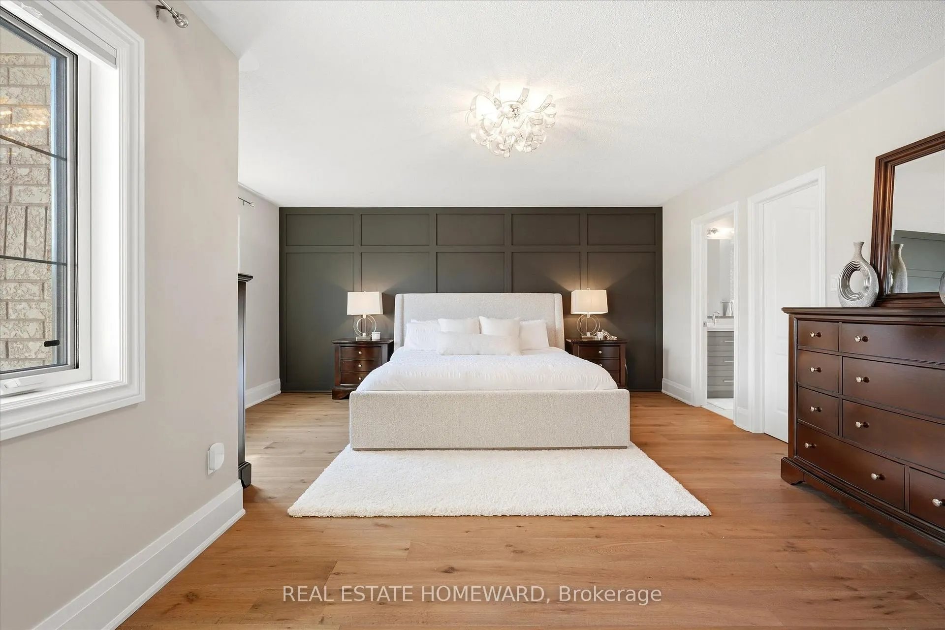 Photo 24 of 2471 Castlebrook Road, Oakville, Westmount — HOMEH