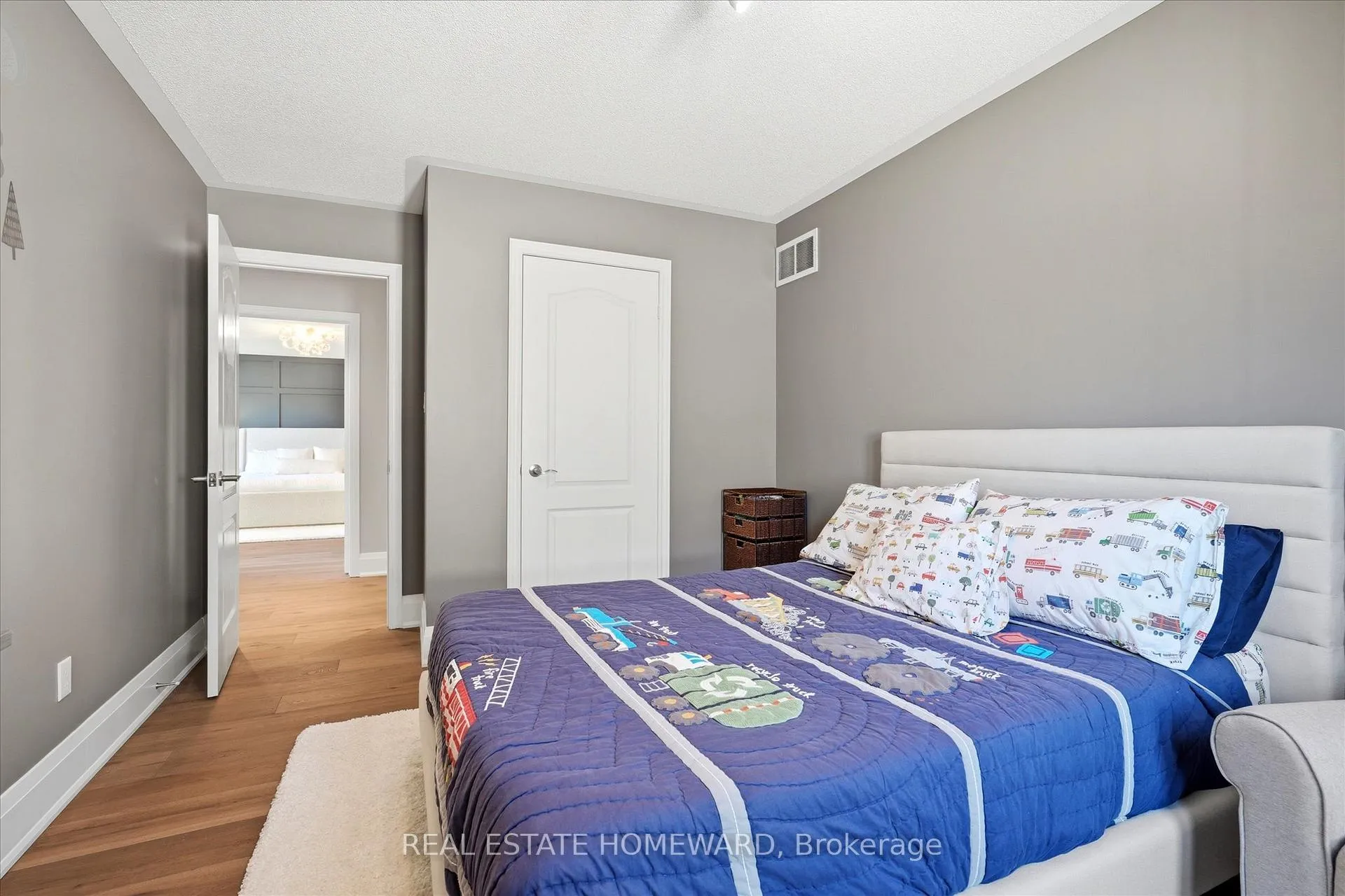 Photo 34 of 2471 Castlebrook Road, Oakville, Westmount — HOMEH