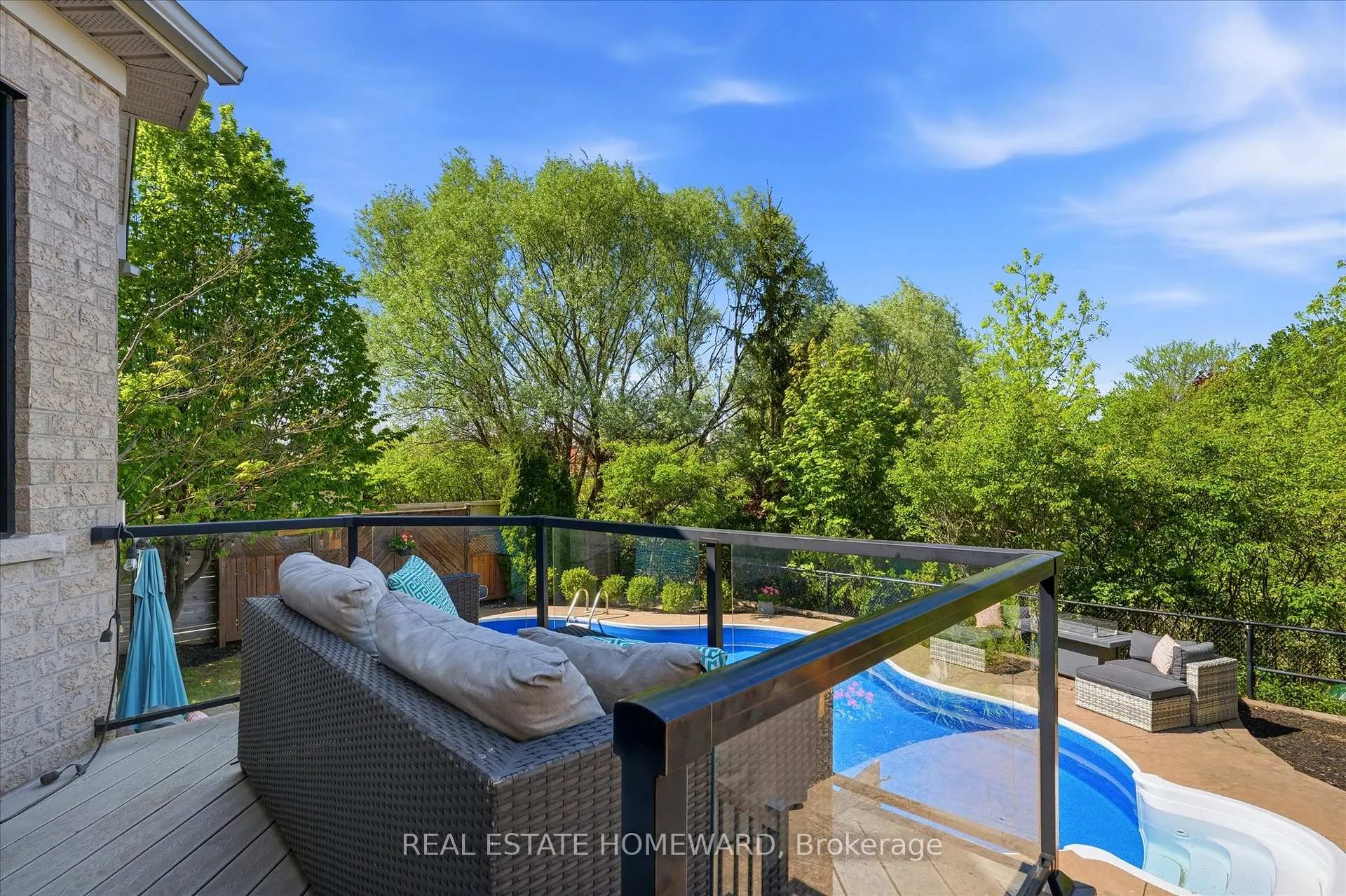 Photo 42 of 2471 Castlebrook Road, Oakville, Westmount — HOMEH