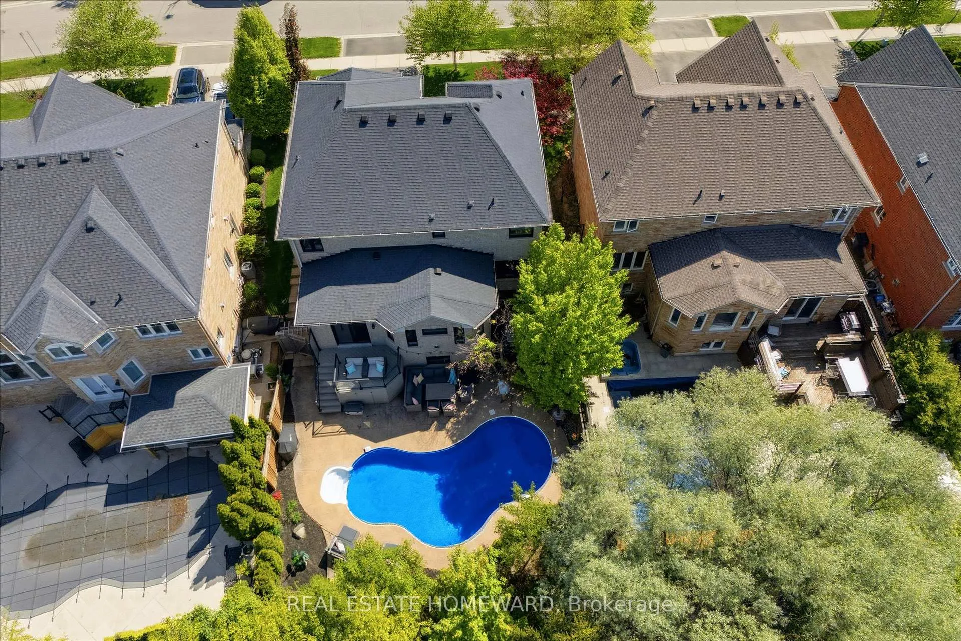 Photo 45 of 2471 Castlebrook Road, Oakville, Westmount — HOMEH