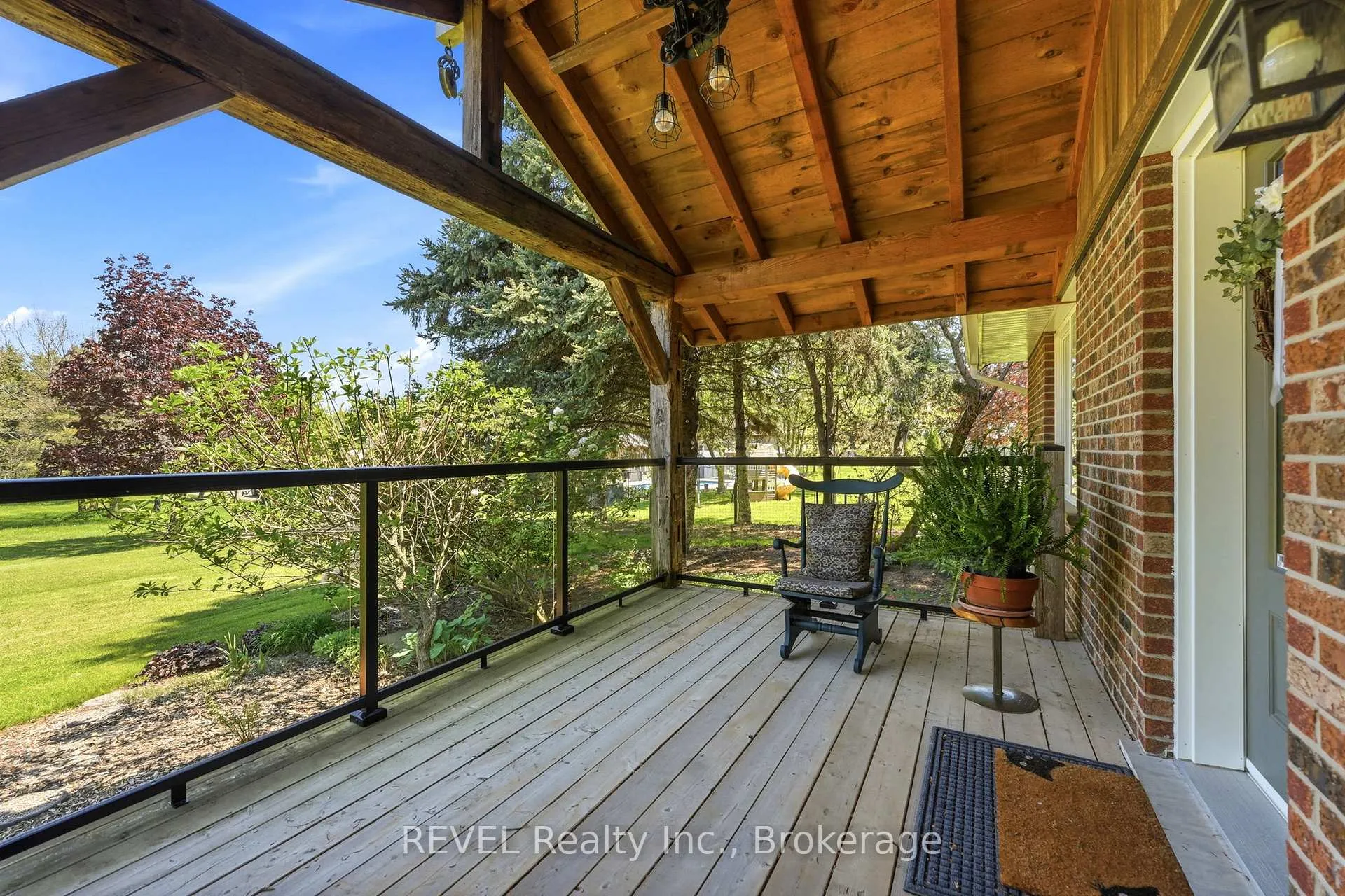Photo 4 of 200 Hurricane Road, Pelham, Fonthill — HOMEH