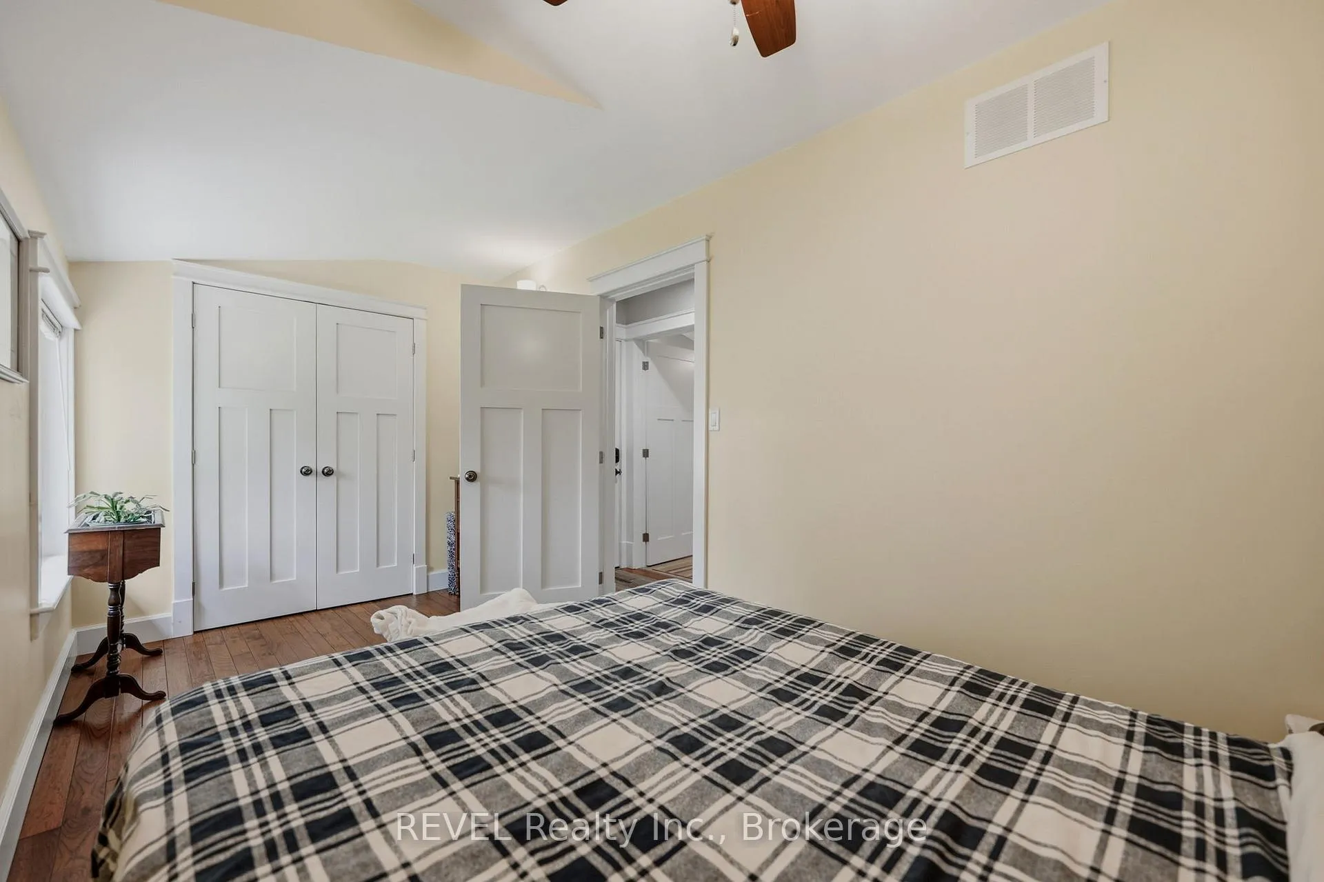 Photo 25 of 200 Hurricane Road, Pelham, Fonthill — HOMEH