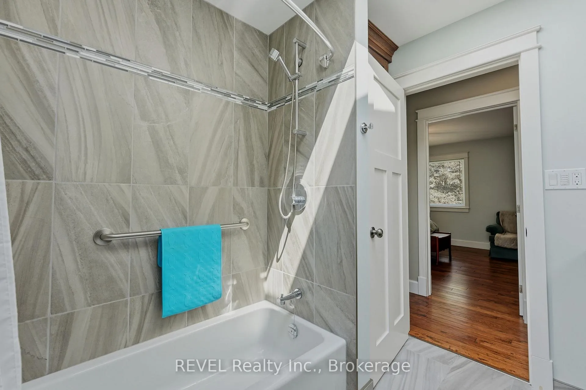 Photo 27 of 200 Hurricane Road, Pelham, Fonthill — HOMEH