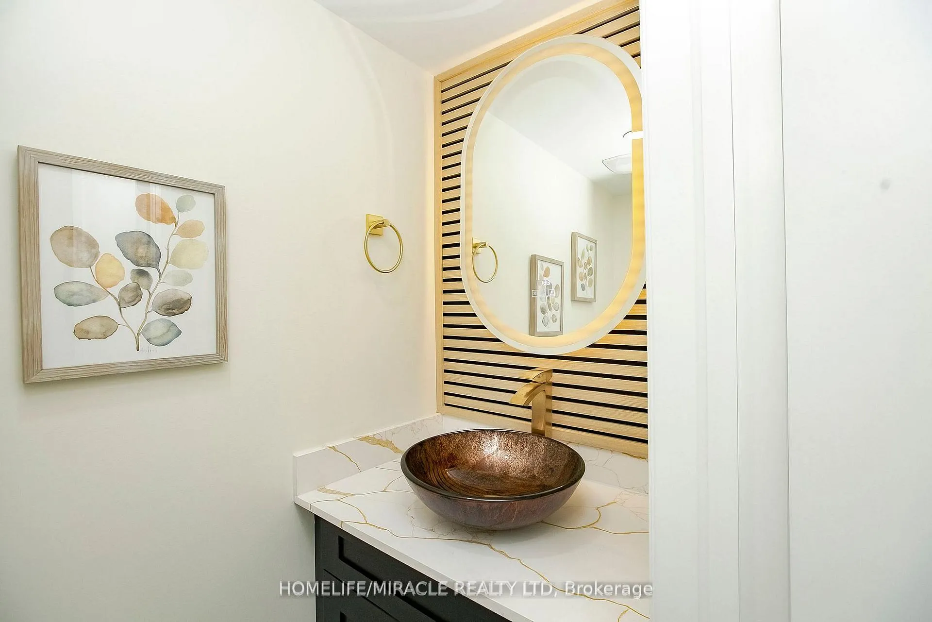 Photo 20 of 52 Foxacre Row, Brampton, Madoc — HOMEH