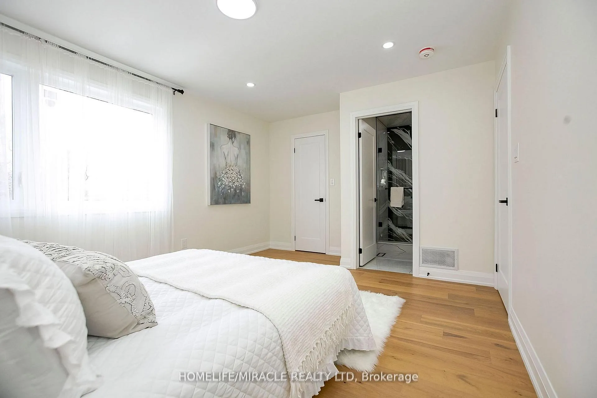 Photo 26 of 52 Foxacre Row, Brampton, Madoc — HOMEH